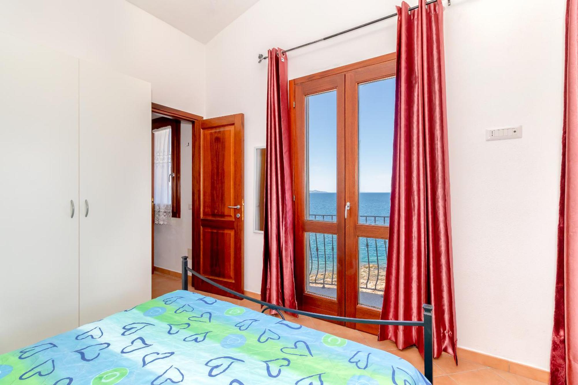 Casa Sulla Scogliera Isola Rossaアパートメント エクステリア 写真